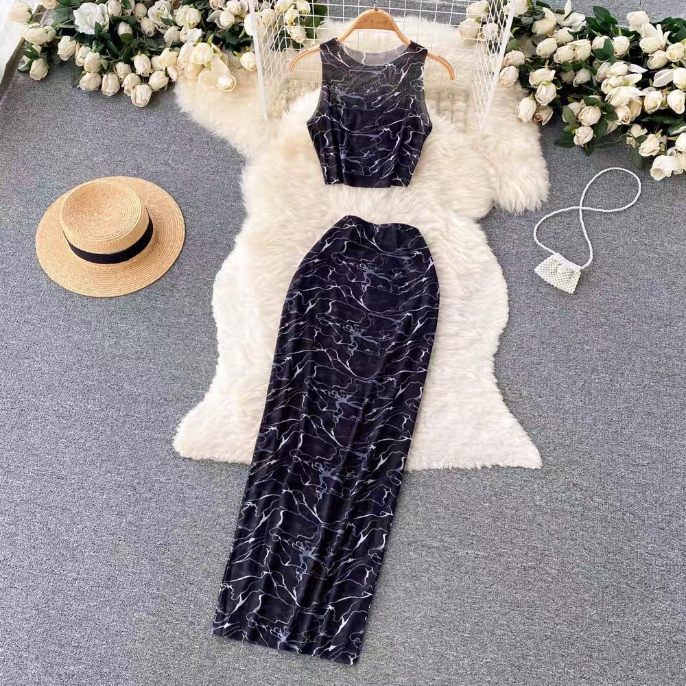 Alisha In Our Belfort Detachable Sleeve Co-ords Set