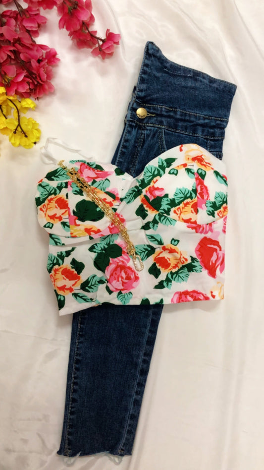Sharon Jeans With Jolly Rose Top