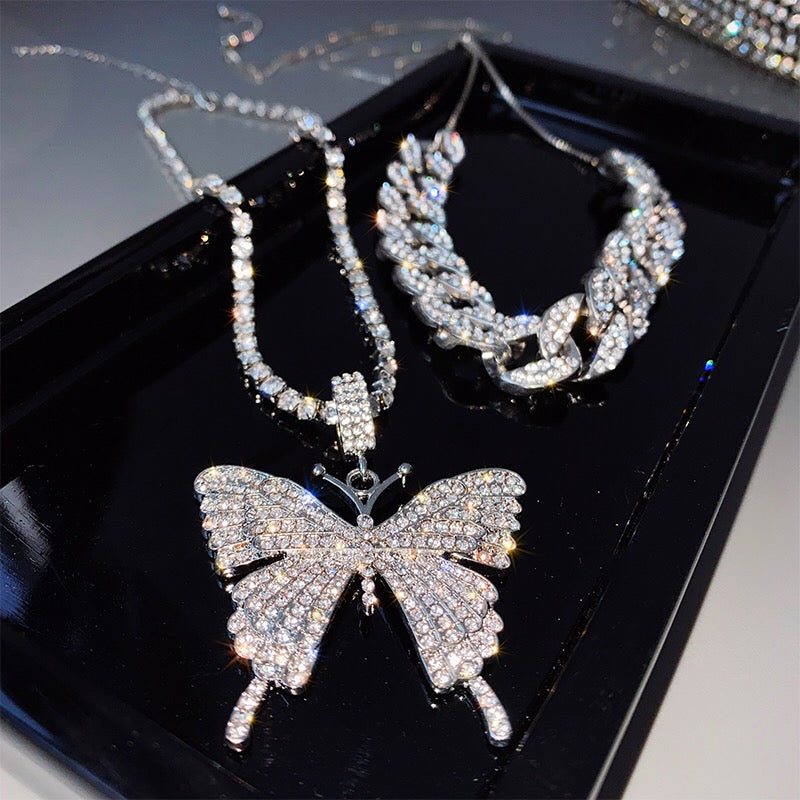 Butterfly And Choker Necklace Set