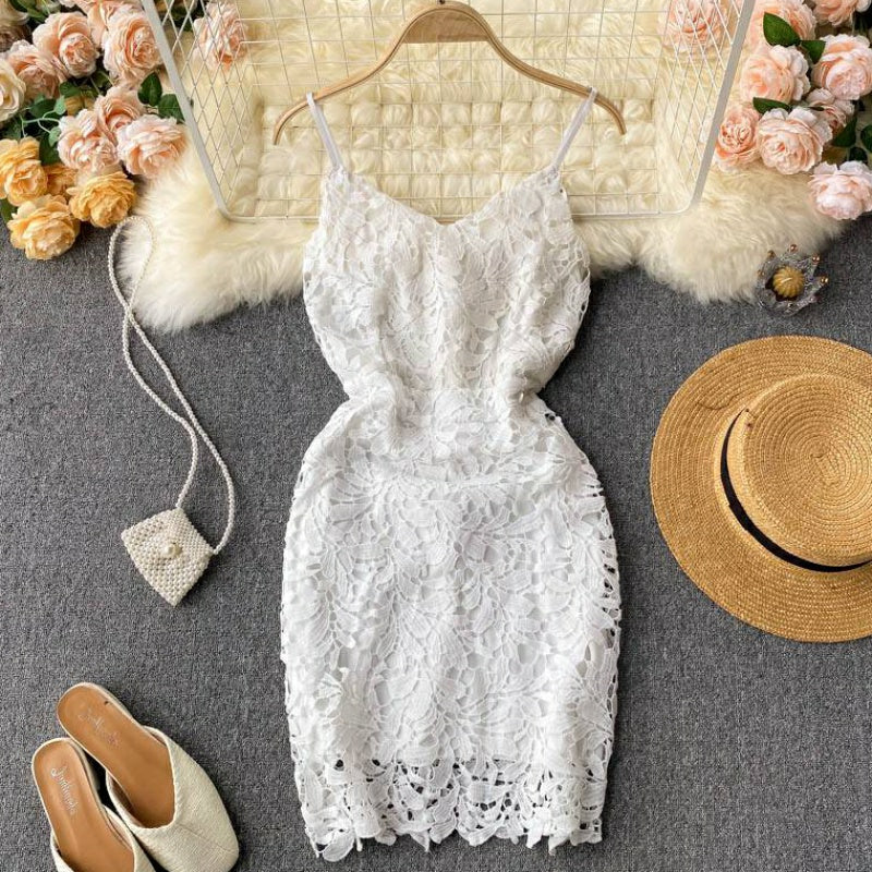 Madonna Lace Dress - M / WHITE Madonna Lace Dress - M / WHITE
